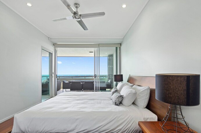 Imagen de la habitación del Hotel Peninsula Airlie Beach. Foto 18
