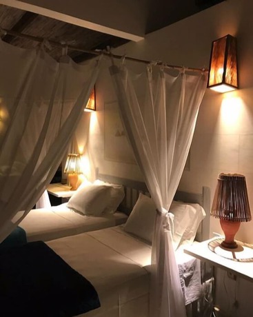 Imagen de la habitación del Hotel Peninsula Beach Club. Foto 10