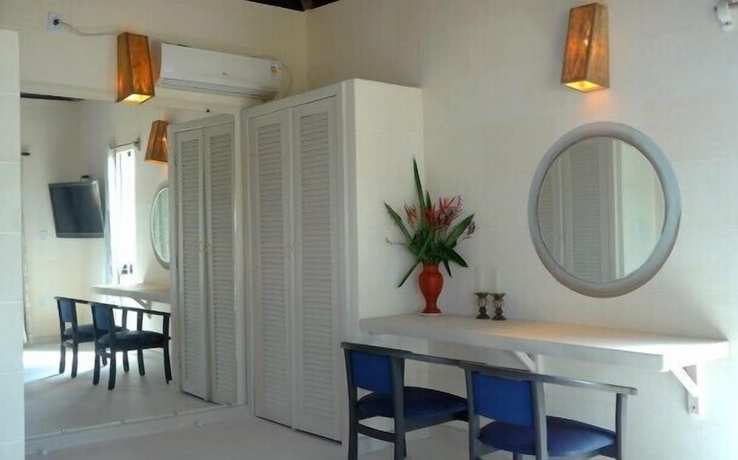 Imagen de la habitación del Hotel Peninsula Beach Club. Foto 13