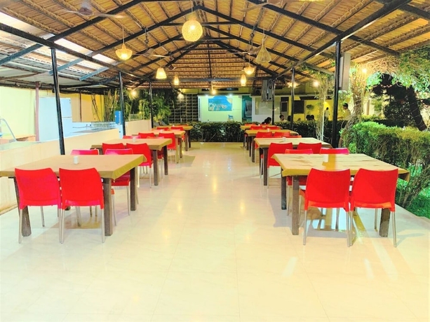 Imagen del bar/restaurante del Hotel Peninsula Beach Resort, Calangute. Foto 4