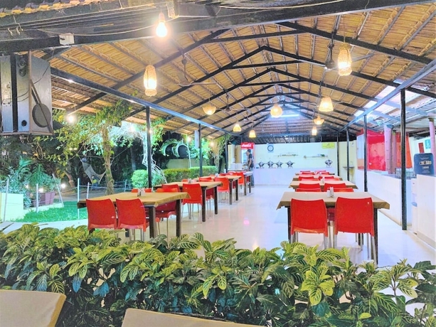 Imagen del bar/restaurante del Hotel Peninsula Beach Resort, Calangute. Foto 5