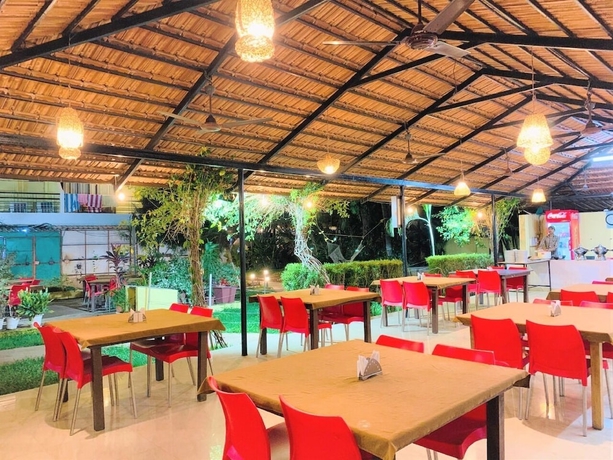 Imagen del bar/restaurante del Hotel Peninsula Beach Resort, Calangute. Foto 6