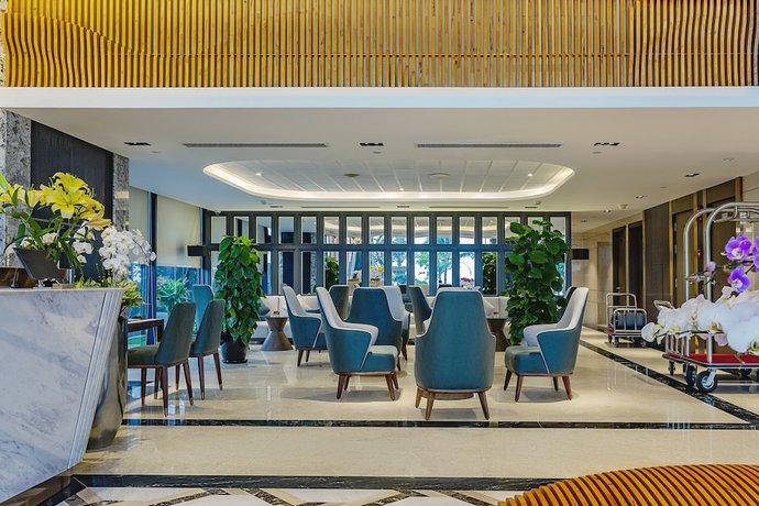 Imagen de los interiores del Hotel Peninsula Danang. Foto 19