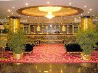 Imagen de los interiores del Hotel Peninsula. Foto 5