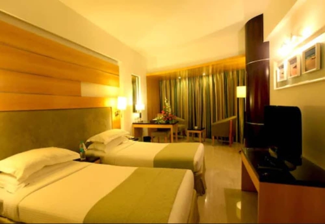 Imagen de la habitación del Hotel Peninsula Grand. Foto 7