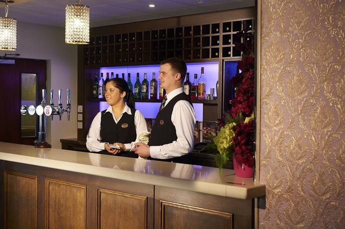 Imagen del bar/restaurante del Hotel Peninsula, Guernsey. Foto 2