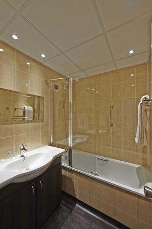 Imagen de la habitación del Hotel Peninsula, Guernsey. Foto 11