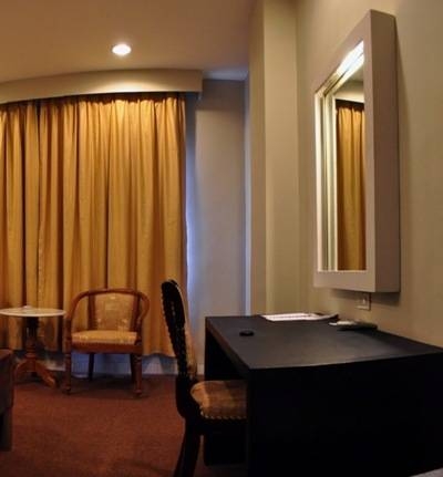 Imagen general del Hotel Peninsula Hotel. Foto 12