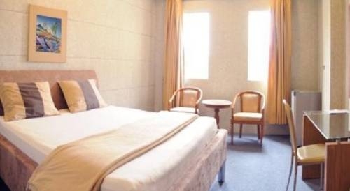 Imagen general del Hotel Peninsula Hotel. Foto 13