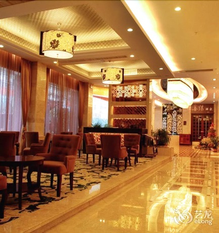 Imagen de la habitación del Hotel Peninsula Hotel - Zhaoqing. Foto 11