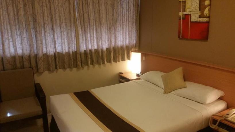 Imagen de la habitación del Hotel Peninsula International. Foto 9