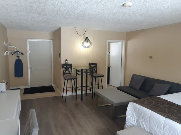 Imagen de la habitación del Hotel Peninsula Motel. Foto 8