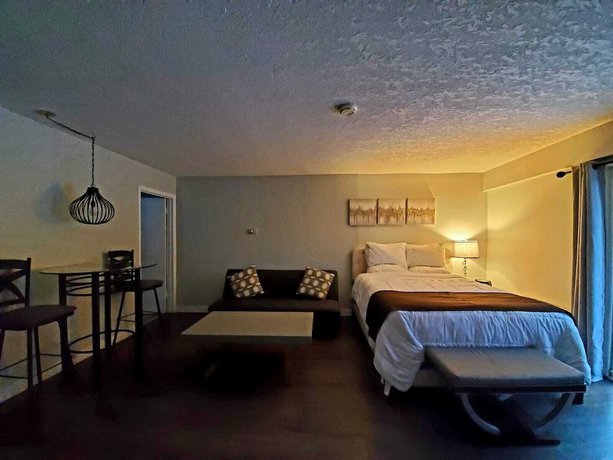 Imagen de la habitación del Hotel Peninsula Motel. Foto 12