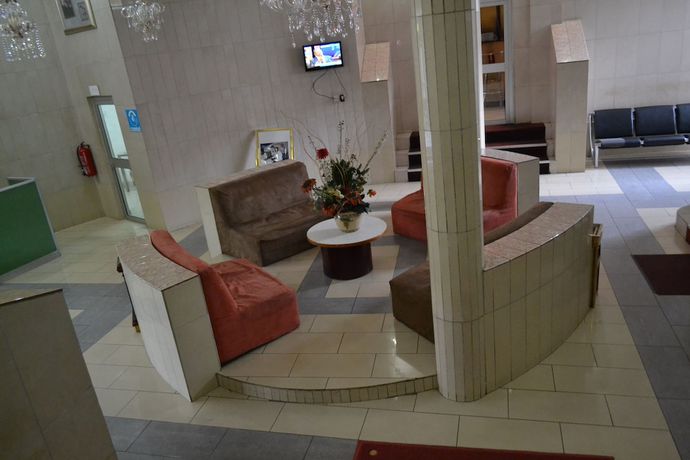 Imagen de los interiores del Hotel Peninsula Plaza. Foto 17
