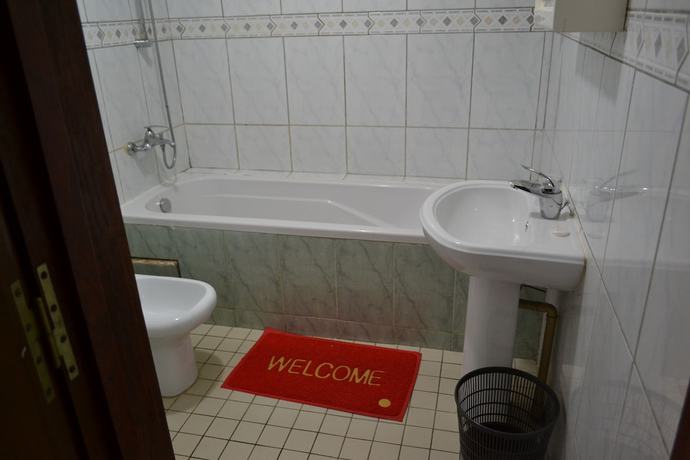 Imagen de la habitación del Hotel Peninsula Plaza. Foto 12