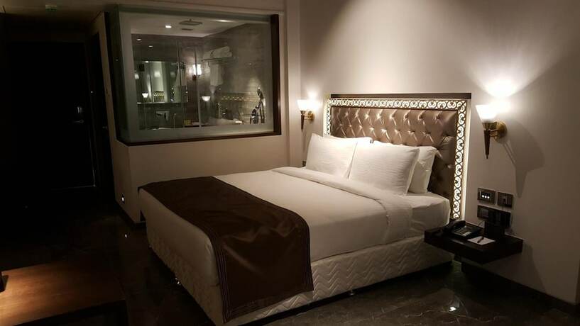 Imagen general del Hotel Peninsula Redpine. Foto 8