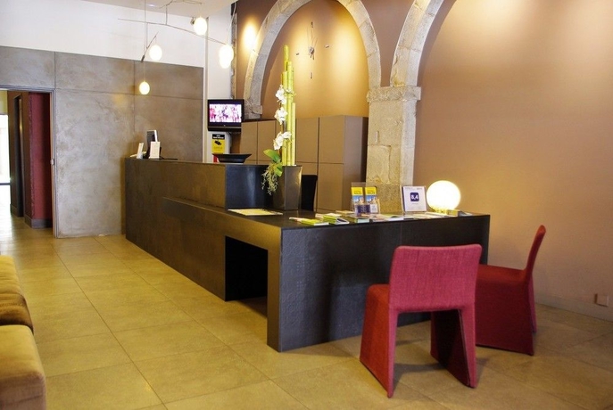 Imagen de los interiores del Hotel Peninsular, Girona. Foto 13