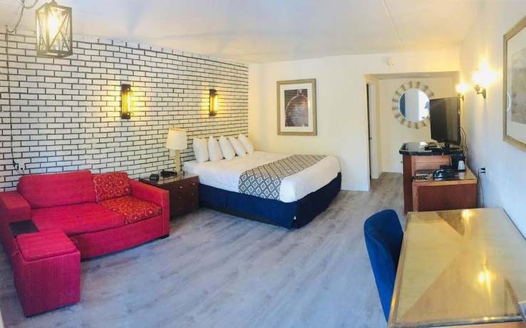 Imagen de la habitación del Hotel Penn Lodge and Suites. Foto 6