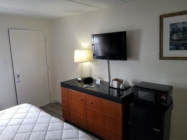 Imagen de los interiores del Hotel Penn Lodge and Suites. Foto 15