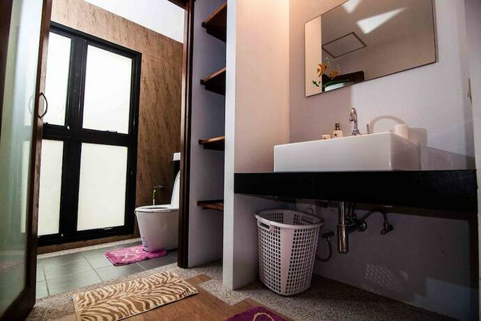 Imagen de la habitación del Hotel Penn Sunset Villa 5. Foto 20