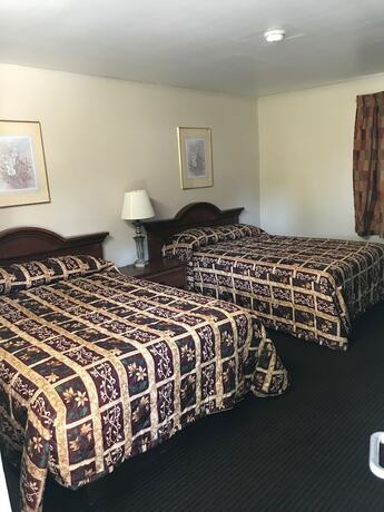 Imagen de la habitación del Hotel Pennswoods Inn. Foto 12