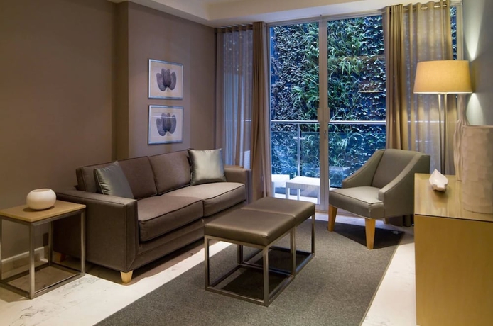 Imagen de la habitación del Hotel Pennsylvania Suites. Foto 6