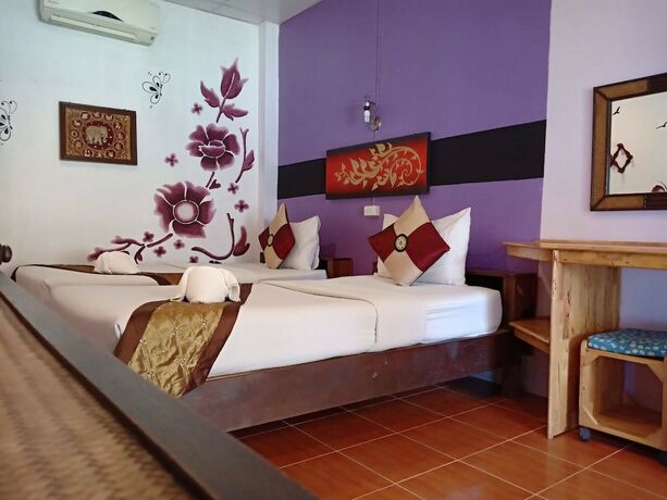 Imagen de la habitación del Hotel Penny Bangalow Resort. Foto 17