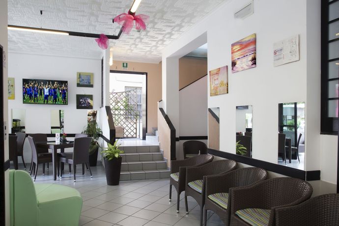 Imagen de los interiores del Hotel Penny, Rimini. Foto 20