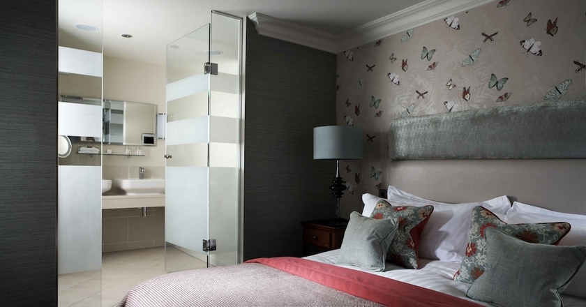 Imagen de la habitación del Hotel Pennyhill Park and Spa. Foto 5