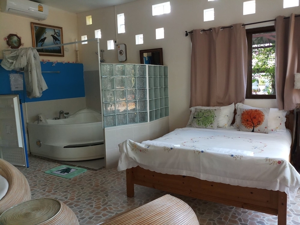 Imagen de la habitación del Hotel Penny's Home Stay Resort. Foto 2