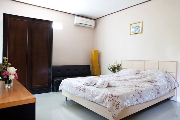 Imagen de la habitación del Hotel Penny's Home Stay Resort. Foto 8
