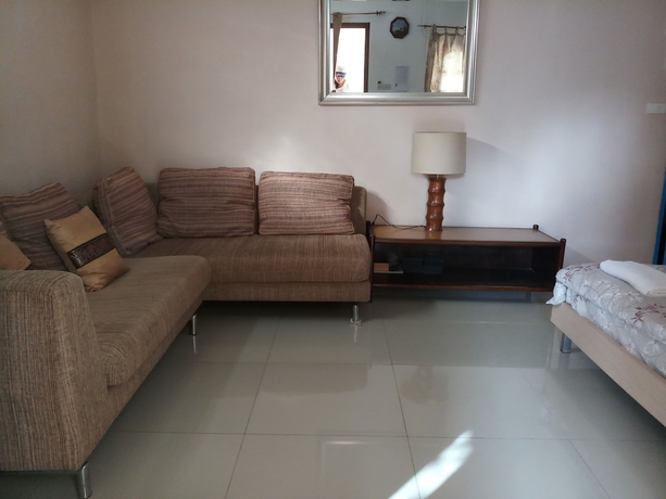 Imagen de la habitación del Hotel Penny's Home Stay Resort. Foto 14