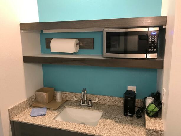 Imagen general del Hotel Pensacola, Formerly Luxury Suites. Foto 2