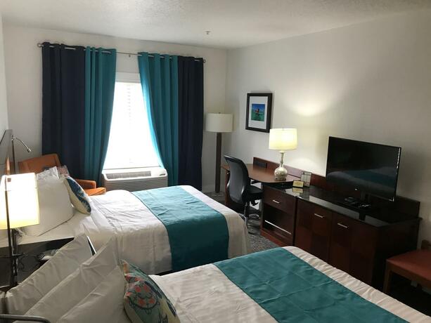 Imagen general del Hotel Pensacola, Formerly Luxury Suites. Foto 10
