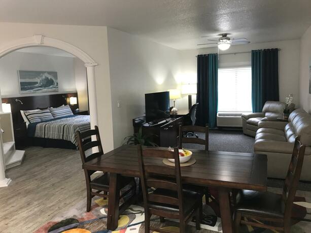 Imagen general del Hotel Pensacola, Formerly Luxury Suites. Foto 40