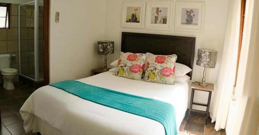Imagen de la habitación del Hotel Pensao Guest Lodge. Foto 19