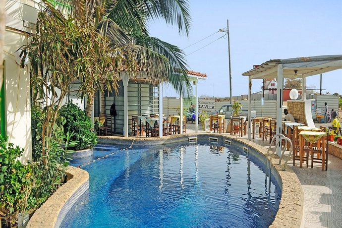 Imagen general del Hotel Pensao Nha Terra. Foto 6