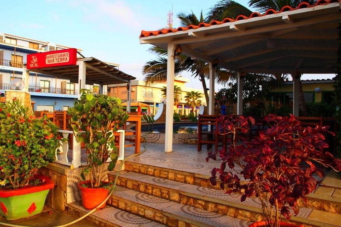 Imagen general del Hotel Pensao Nha Terra. Foto 7