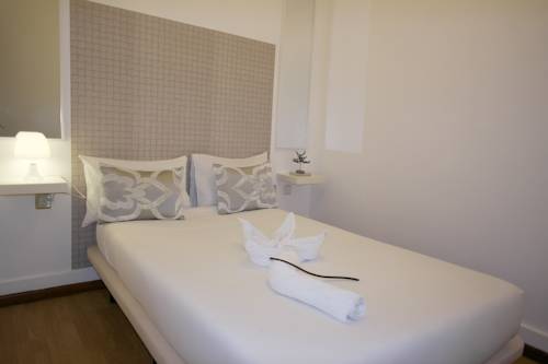 Imagen de la habitación del Hotel Pensão Central. Foto 7