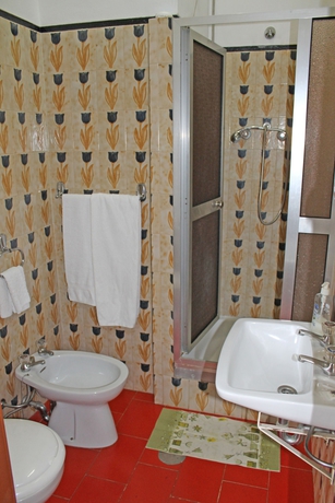 Imagen de la habitación del Hotel Pensão França. Foto 6