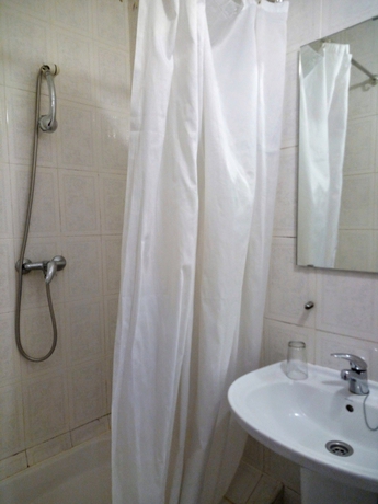 Imagen de la habitación del Hotel Pensão Residencial Internacional. Foto 3