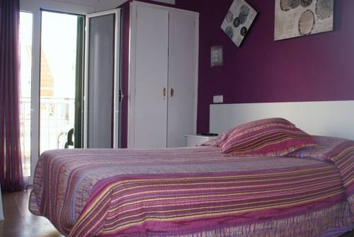 Imagen general del Hotel Pensió Torrent. Foto 3