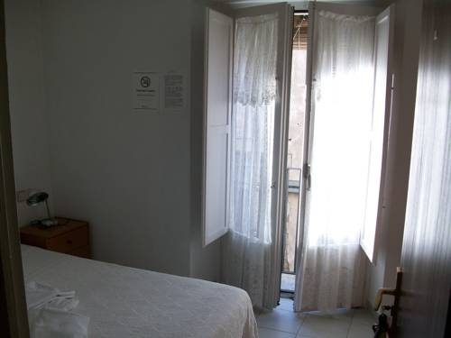 Imagen general del Hotel Pensi&oacute; Viladomat. Foto 5