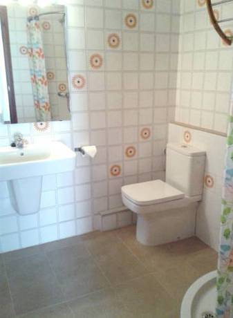 Imagen de la habitación del Hotel Pensi&oacute; Vista Alegre. Foto 5