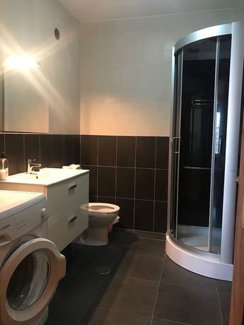 Imagen de la habitación del Hotel Pensi&oacute;n Albergue O Pedregal. Foto 7