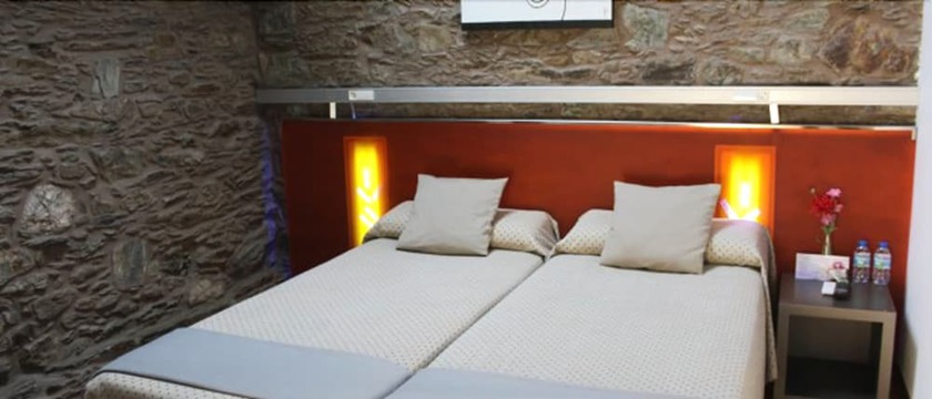 Imagen de la habitación del Hotel Pensión Albergue Turístico Salceda. Foto 6