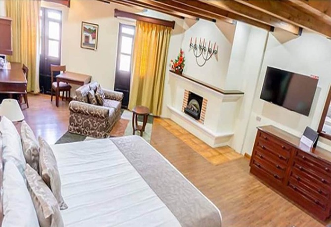 Imagen de la habitación del Hotel Pensi&oacute;n Bonifaz. Foto 7