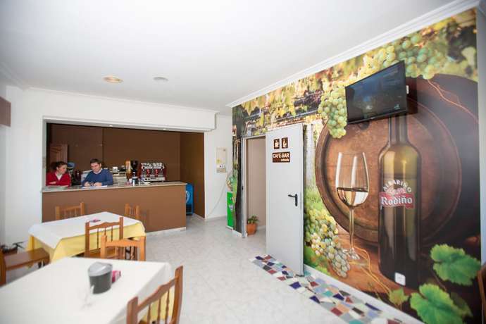 Imagen del bar/restaurante del Hotel Pensión Casa Rodiño. Foto 3