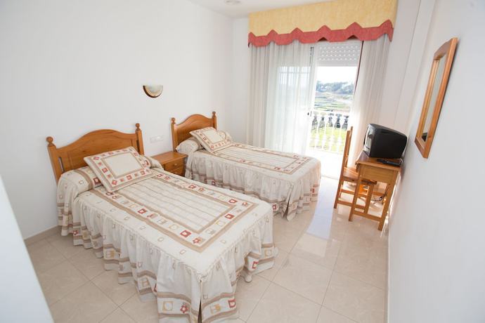 Imagen de la habitación del Hotel Pensión Casa Rodiño. Foto 9