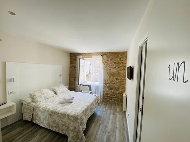 Imagen de la habitación del Hotel Pensi&oacute;n Casa Sampedro. Foto 5